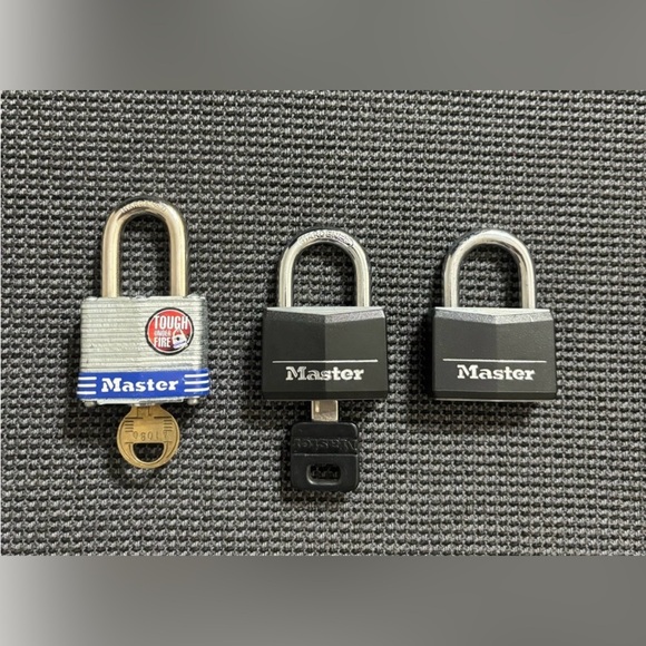 Padlock bundle - Picture 1 of 5